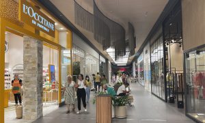 Corredor de lojas do Shopping da Bahia