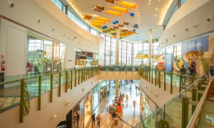 Corredor do Manauara Shopping