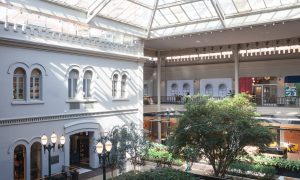 Área externa do Shopping Curitiba