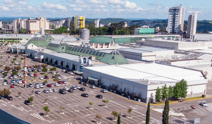 Fachada do Shopping Villagio Caxias